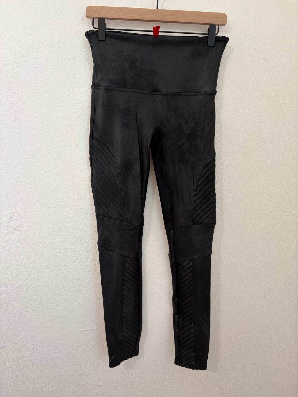 Spanx Size XL Leggings Faux Leather Black Moto Pants Shaping Stretchy Shapewear